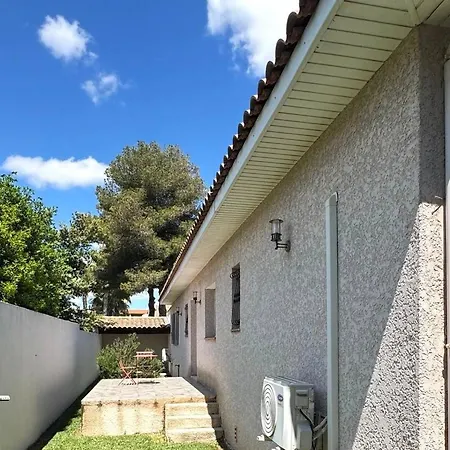 Pour 6 Pers. Avec Piscine Au Cap D'agde - Fr-1-607-218 *